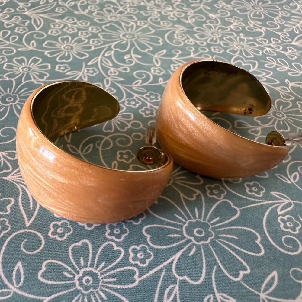 SALE - Retro - Wide, Open Hoop, Post Earrings - Gold Tone Hoops & Enamel Finish - Picture 1 of 10